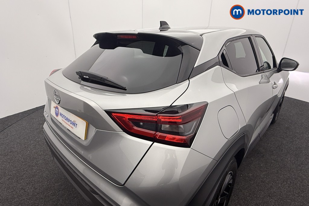 Nissan Juke N-Connecta Automatic Petrol SUV - Stock Number (1545554) - 22nd supplementary image
