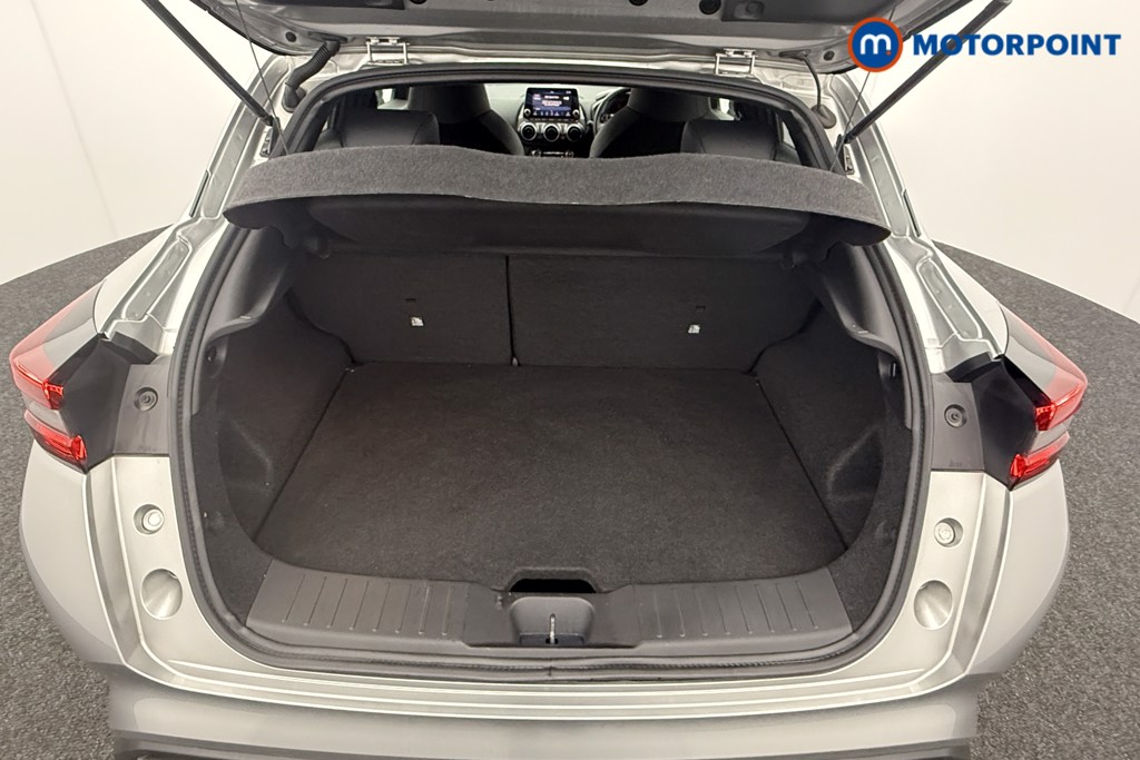 Nissan Juke N-Connecta Automatic Petrol SUV - Stock Number (1545554) - 24th supplementary image