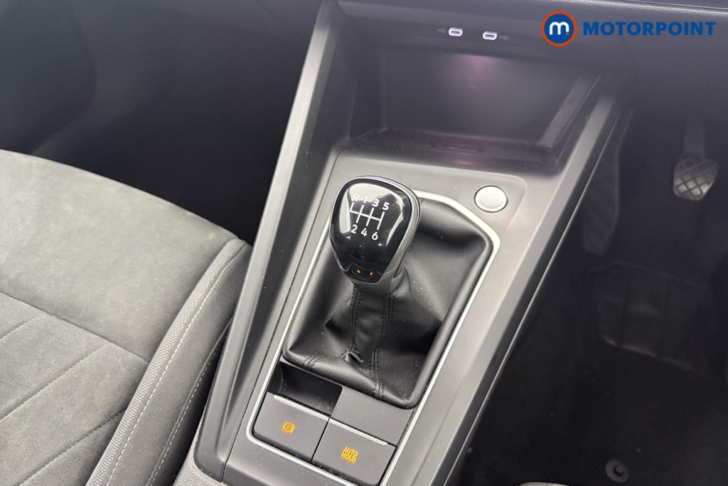 Volkswagen Golf Style Manual Petrol Hatchback - Stock Number (1552833) - 4th supplementary image