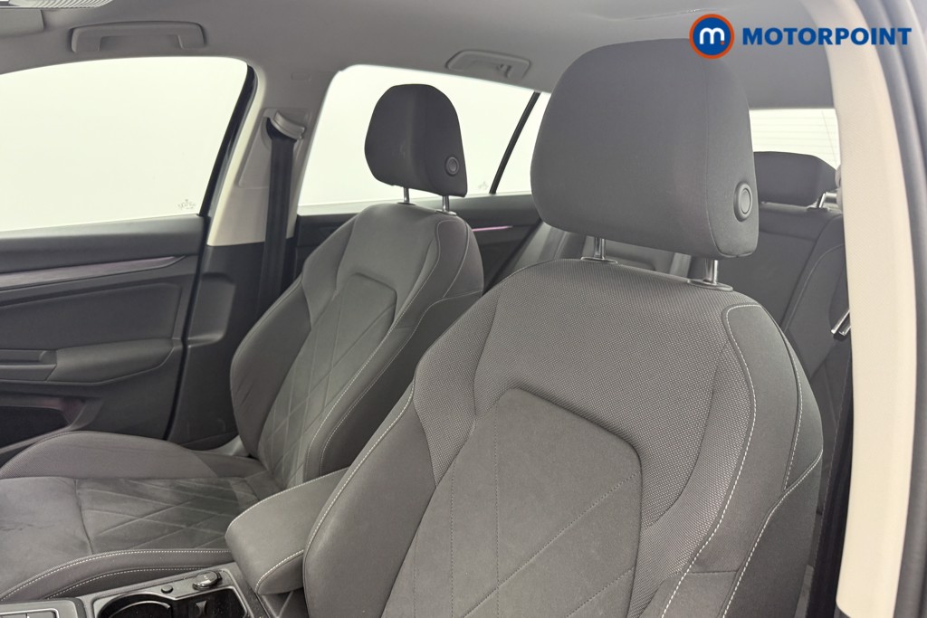 Volkswagen Golf Style Manual Petrol Hatchback - Stock Number (1552833) - 18th supplementary image