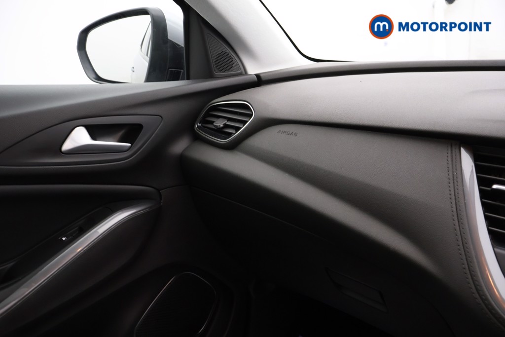 Vauxhall Grandland X Elite Nav Manual Petrol SUV - Stock Number (1559910) - 8th supplementary image