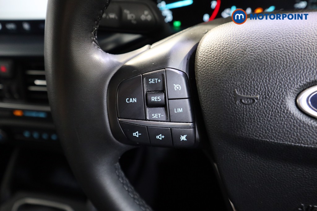 Ford Focus Active Manual Petrol Hatchback - Stock Number (1560283) - 3rd supplementary image