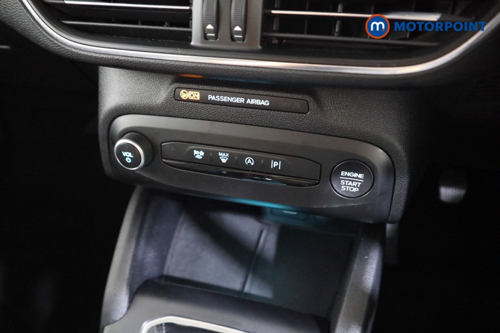 Ford Focus Active Manual Petrol Hatchback - Stock Number (1560283) - 7th supplementary image