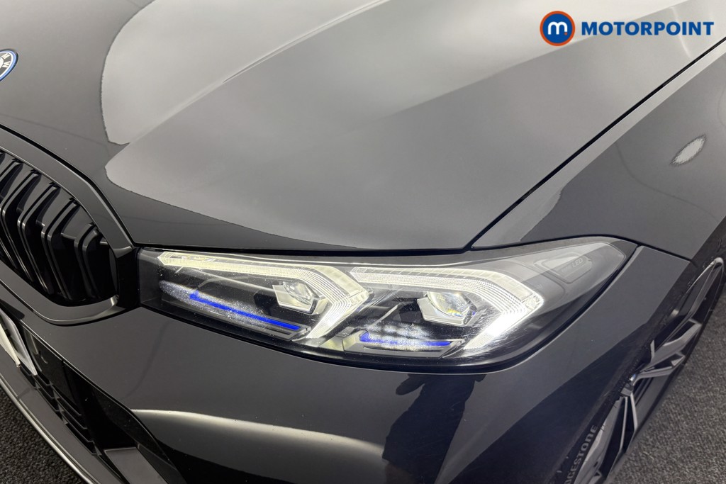 BMW 3 Series M Sport Automatic Petrol Plug-In Hybrid Estate - Stock Number (1560988) - 17th supplementary image