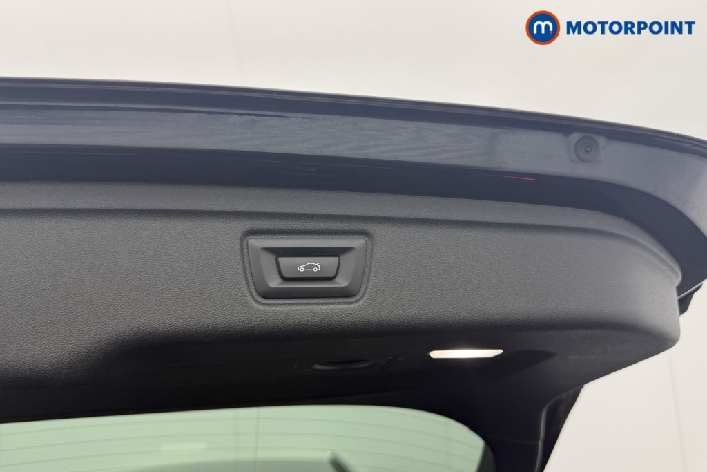 BMW 3 Series M Sport Automatic Petrol Plug-In Hybrid Estate - Stock Number (1560988) - 27th supplementary image
