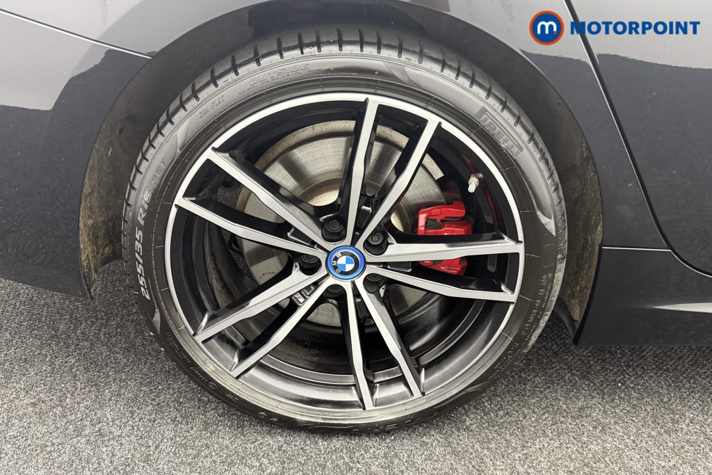 BMW 3 Series M Sport Automatic Petrol Plug-In Hybrid Estate - Stock Number (1560988) - 32nd supplementary image