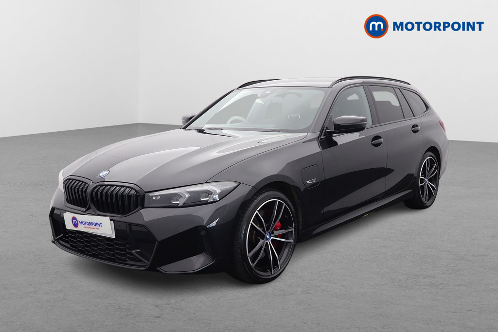 BMW 3 Series M Sport Automatic Petrol Plug-In Hybrid Estate - Stock Number (1560988) - Passenger side front corner