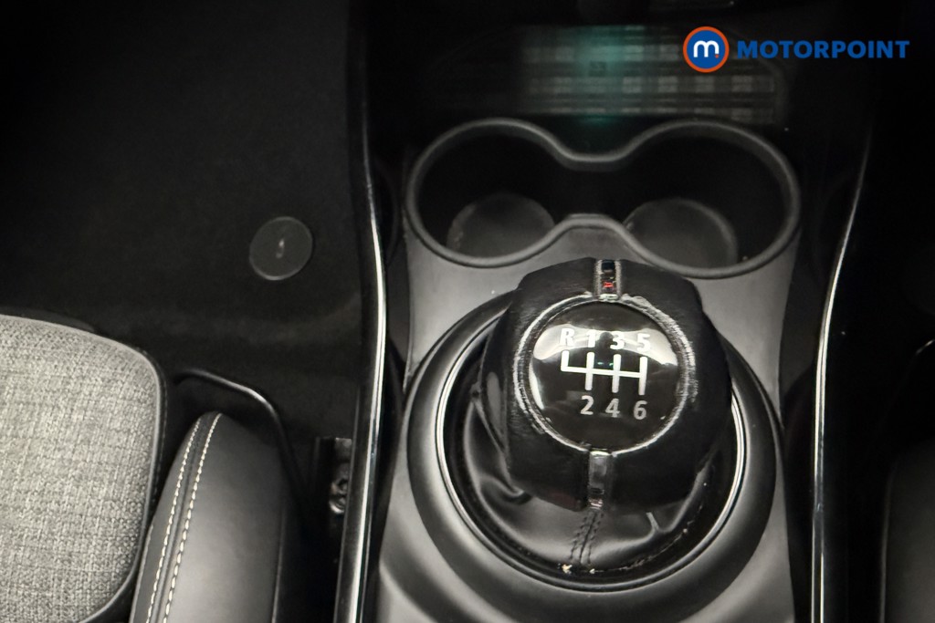 Mini Clubman Cooper S Manual Petrol Estate - Stock Number (1561651) - 9th supplementary image