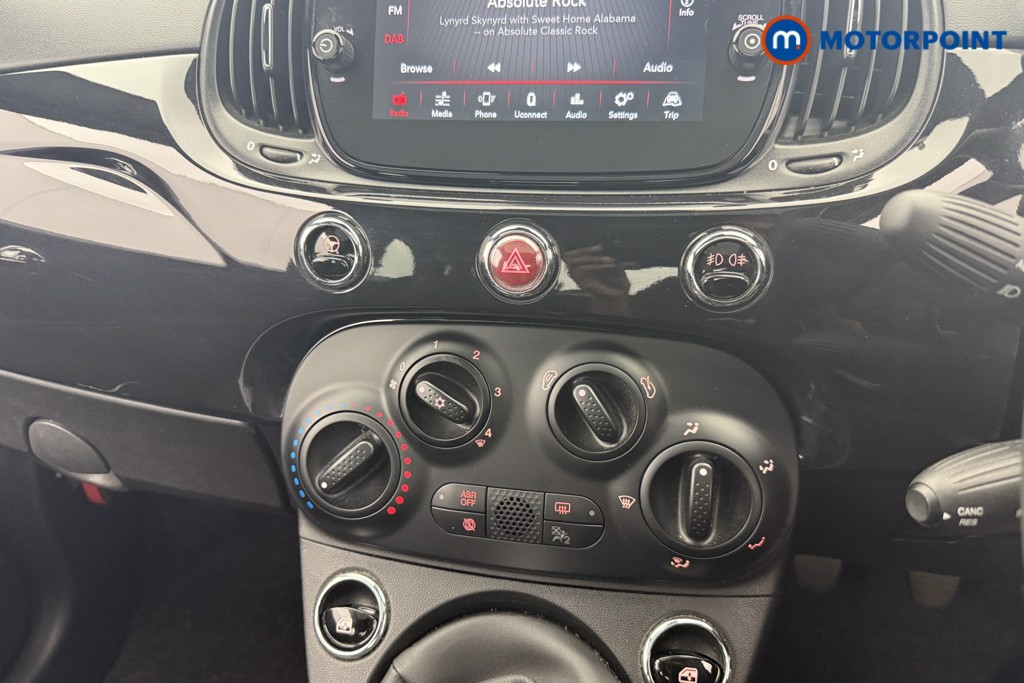 Fiat 500 1.0 Mild Hybrid 3Dr Manual Petrol-Electric Hybrid Hatchback - Stock Number (1562270) - 4th supplementary image