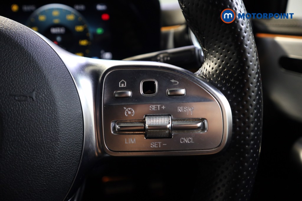 Mercedes-Benz A Class Amg Line Executive Edition Automatic Petrol Hatchback - Stock Number (1562834) - 5th supplementary image