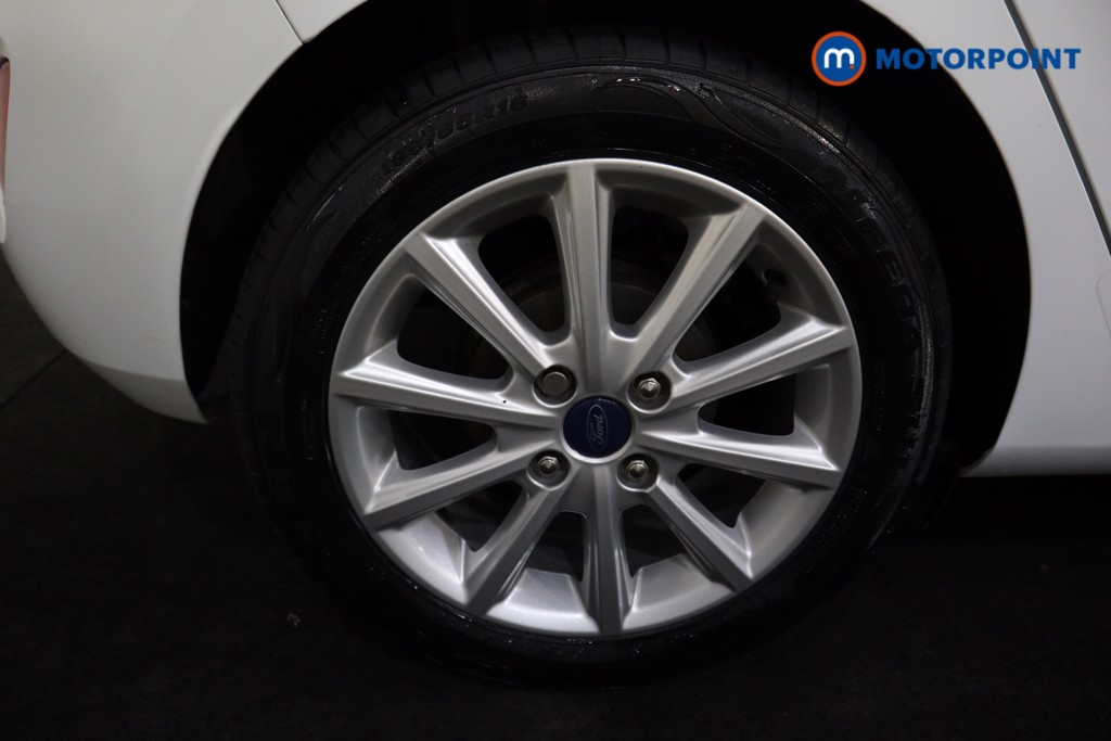 Ford Fiesta Titanium Manual Petrol Hatchback - Stock Number (1563412) - 15th supplementary image