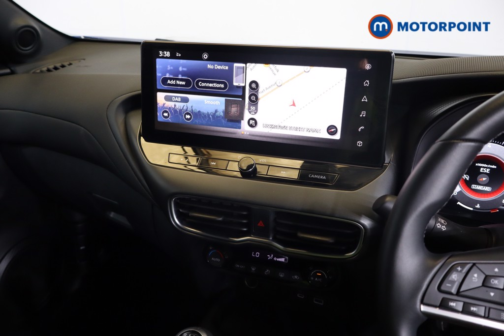 Nissan Juke N-Connecta Manual Petrol SUV - Stock Number (1563453) - 3rd supplementary image
