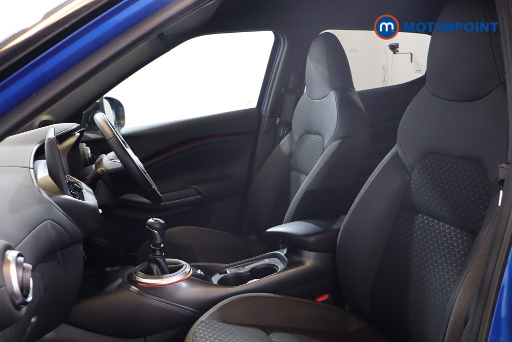 Nissan Juke N-Connecta Manual Petrol SUV - Stock Number (1563453) - 20th supplementary image