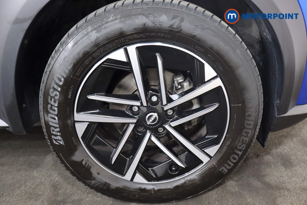 Nissan Juke N-Connecta Manual Petrol SUV - Stock Number (1563453) - 26th supplementary image