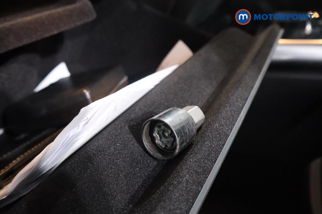 Mercedes-Benz B Class Sport Automatic Diesel Hatchback - Stock Number (1563551) - 13th supplementary image