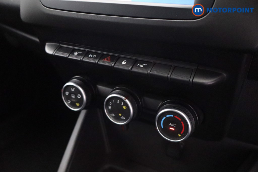 Dacia Duster Comfort Manual Diesel SUV - Stock Number (1564031) - 12th supplementary image