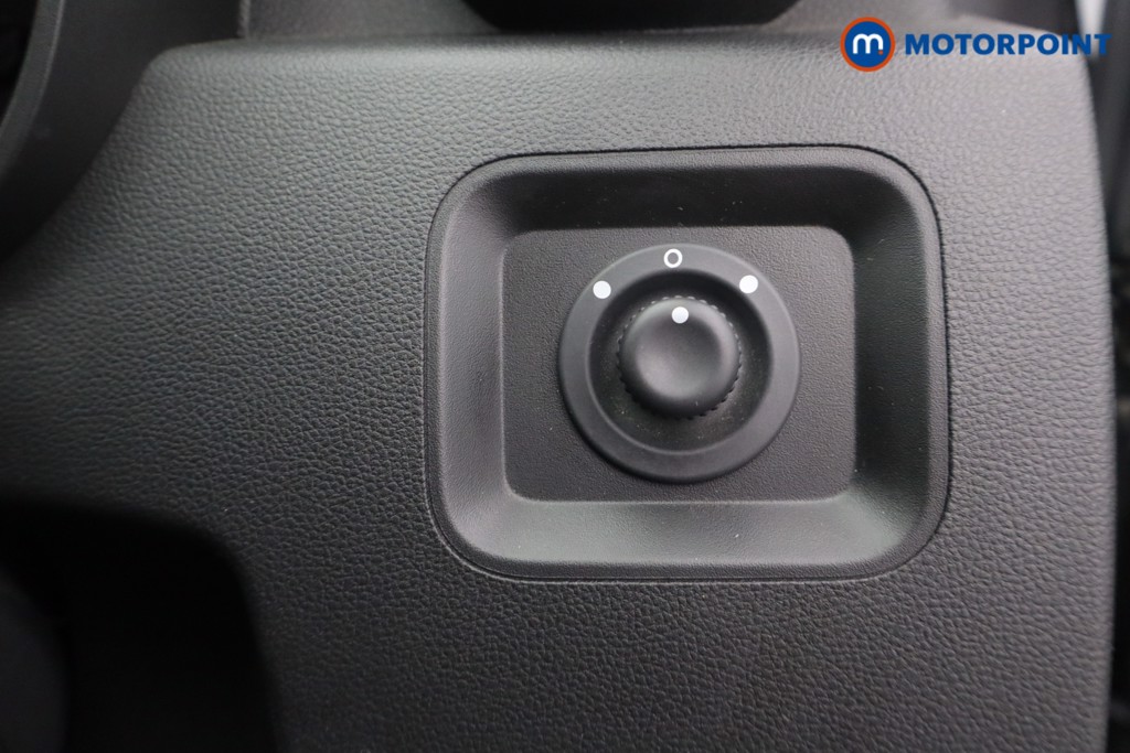 Dacia Duster Comfort Manual Diesel SUV - Stock Number (1564031) - 15th supplementary image