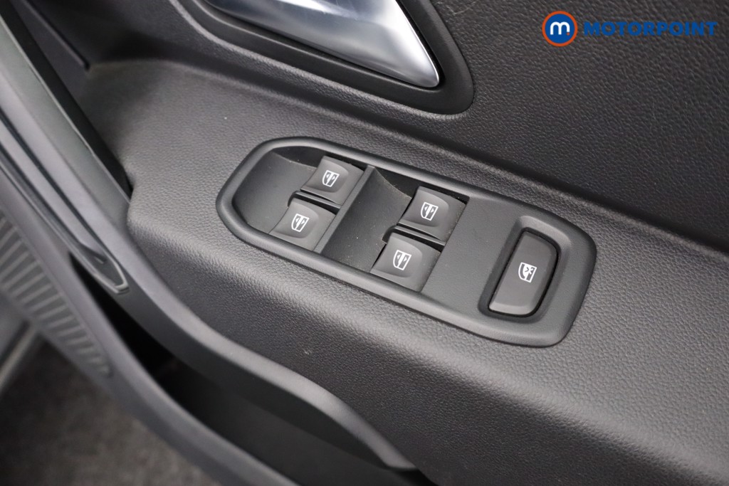 Dacia Duster Comfort Manual Diesel SUV - Stock Number (1564031) - 19th supplementary image