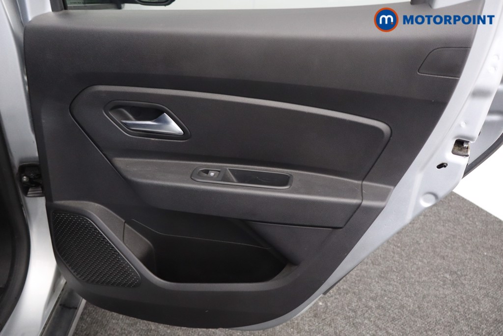 Dacia Duster Comfort Manual Diesel SUV - Stock Number (1564031) - 21st supplementary image