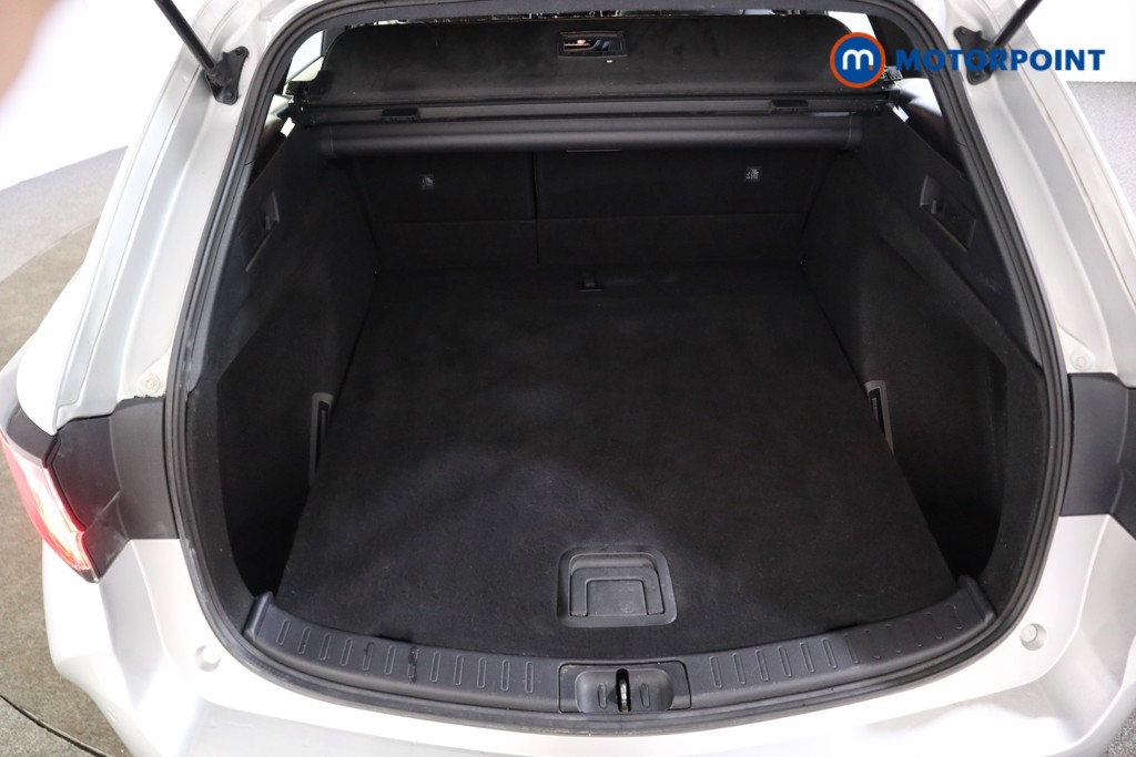 Toyota Corolla Icon Tech Automatic Petrol-Electric Hybrid Estate - Stock Number (1564115) - 11th supplementary image
