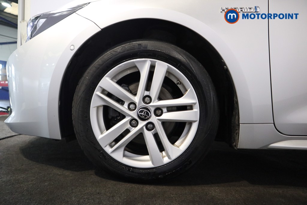 Toyota Corolla Icon Tech Automatic Petrol-Electric Hybrid Estate - Stock Number (1564115) - 14th supplementary image