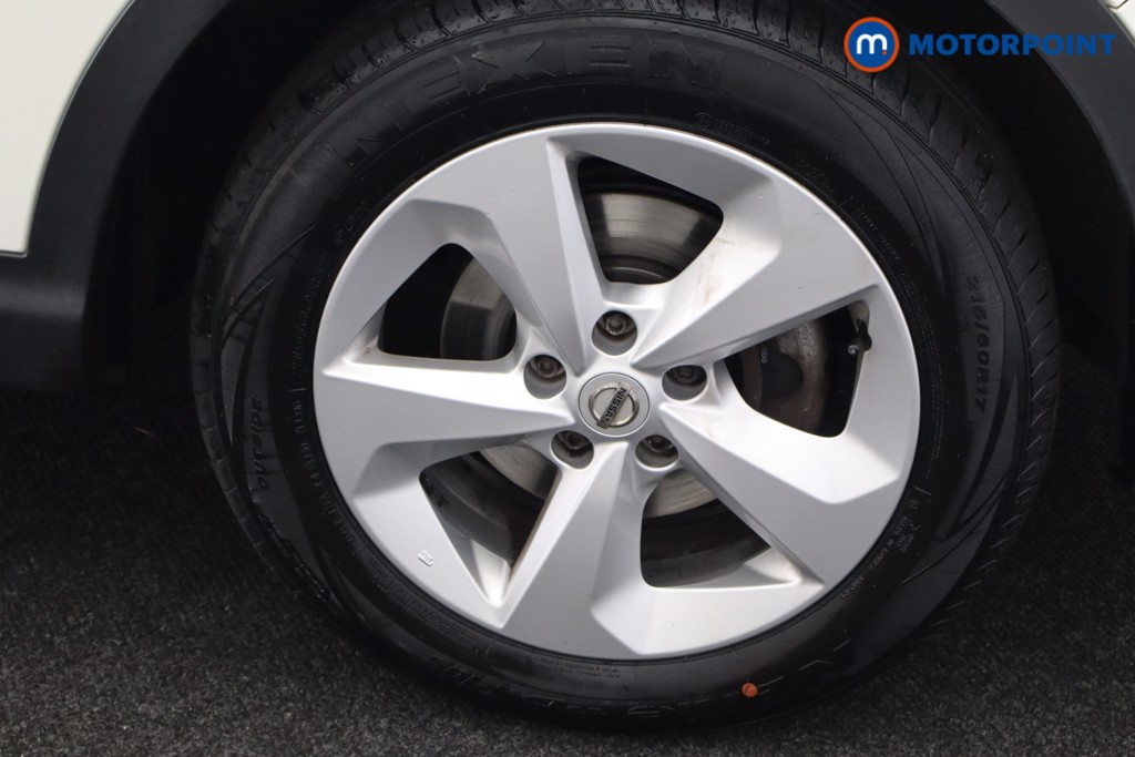 Nissan Qashqai Acenta Premium Manual Petrol SUV - Stock Number (1564362) - 28th supplementary image