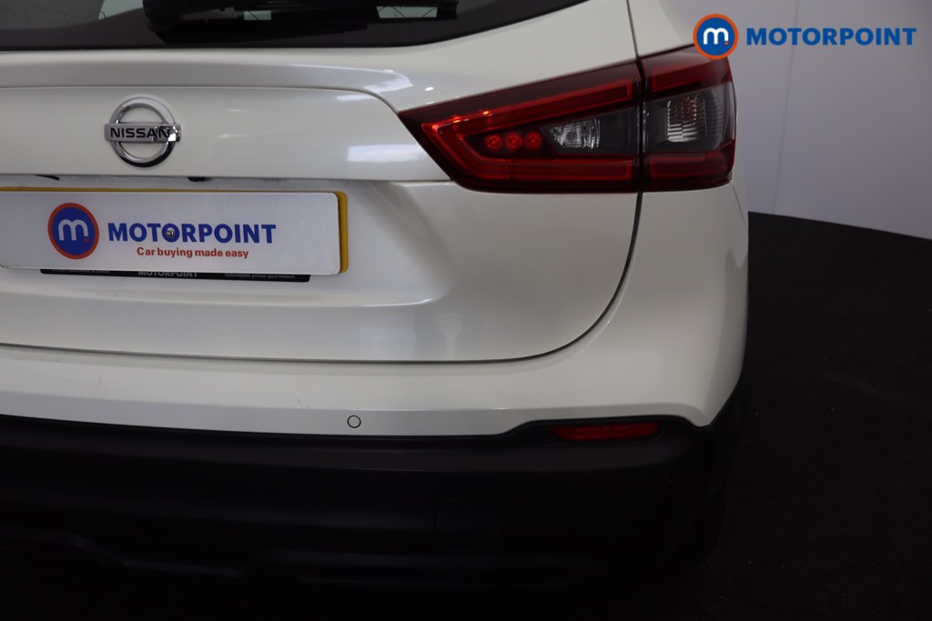 Nissan Qashqai Acenta Premium Manual Petrol SUV - Stock Number (1564362) - 33rd supplementary image
