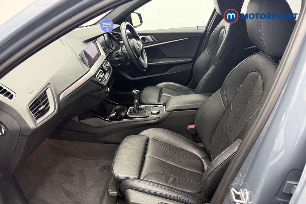 BMW 1 Series M Sport Manual Diesel Hatchback - Stock Number (1564430) - 1st supplementary image