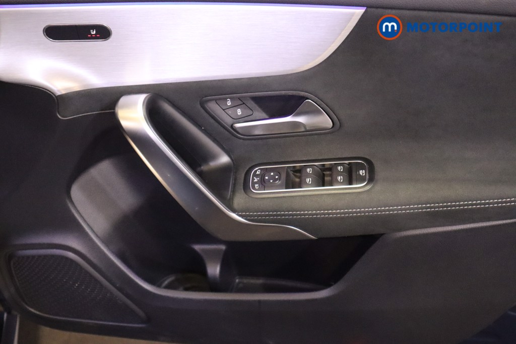 Mercedes-Benz A Class Exclusive Edition Automatic Petrol Hatchback - Stock Number (1564697) - 13th supplementary image