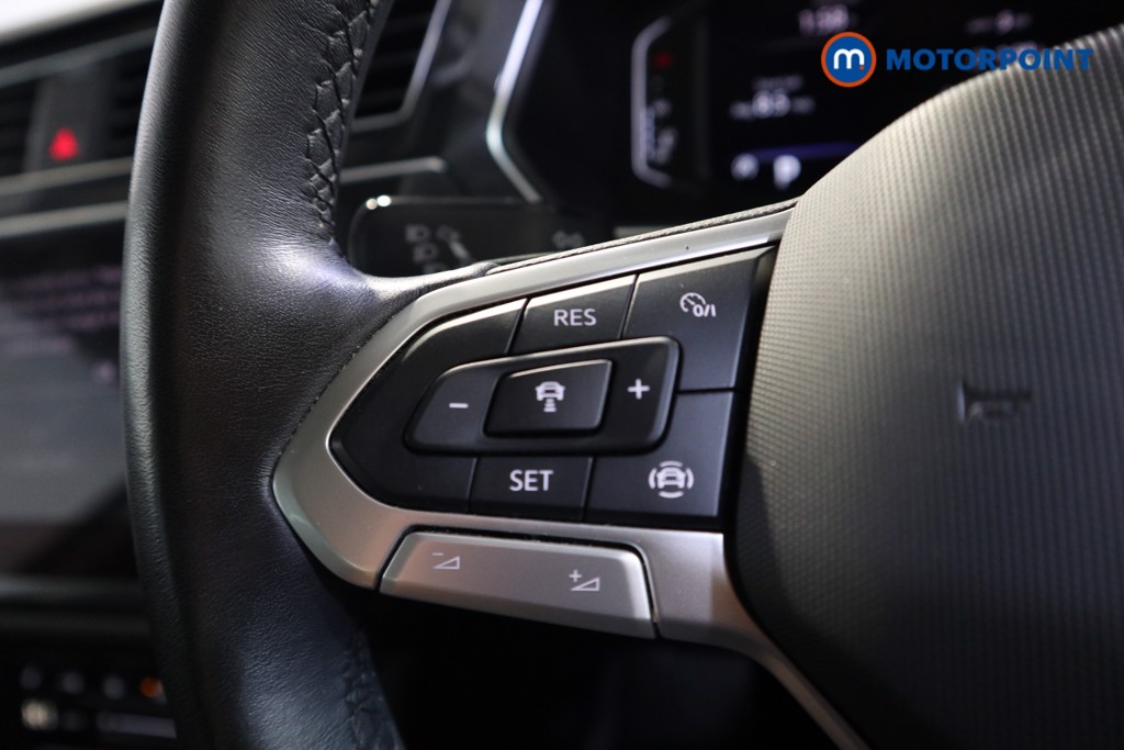 Volkswagen Tiguan Elegance Automatic Petrol SUV - Stock Number (1564773) - 4th supplementary image