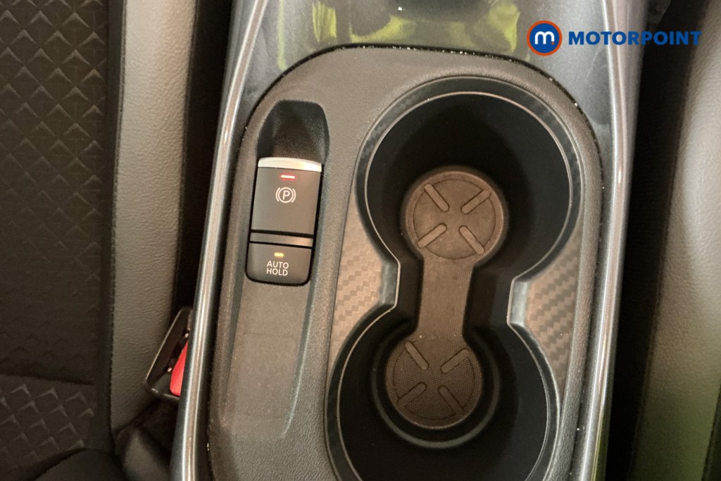 Nissan Juke N-Connecta Automatic Petrol SUV - Stock Number (1564961) - 11th supplementary image