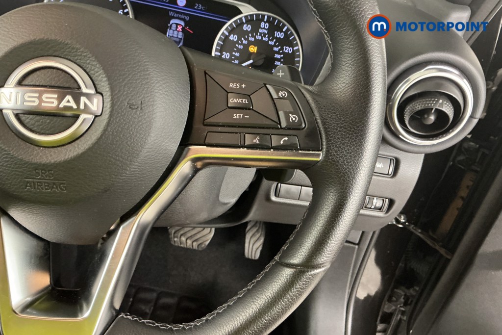 Nissan Juke N-Connecta Automatic Petrol SUV - Stock Number (1564961) - 19th supplementary image