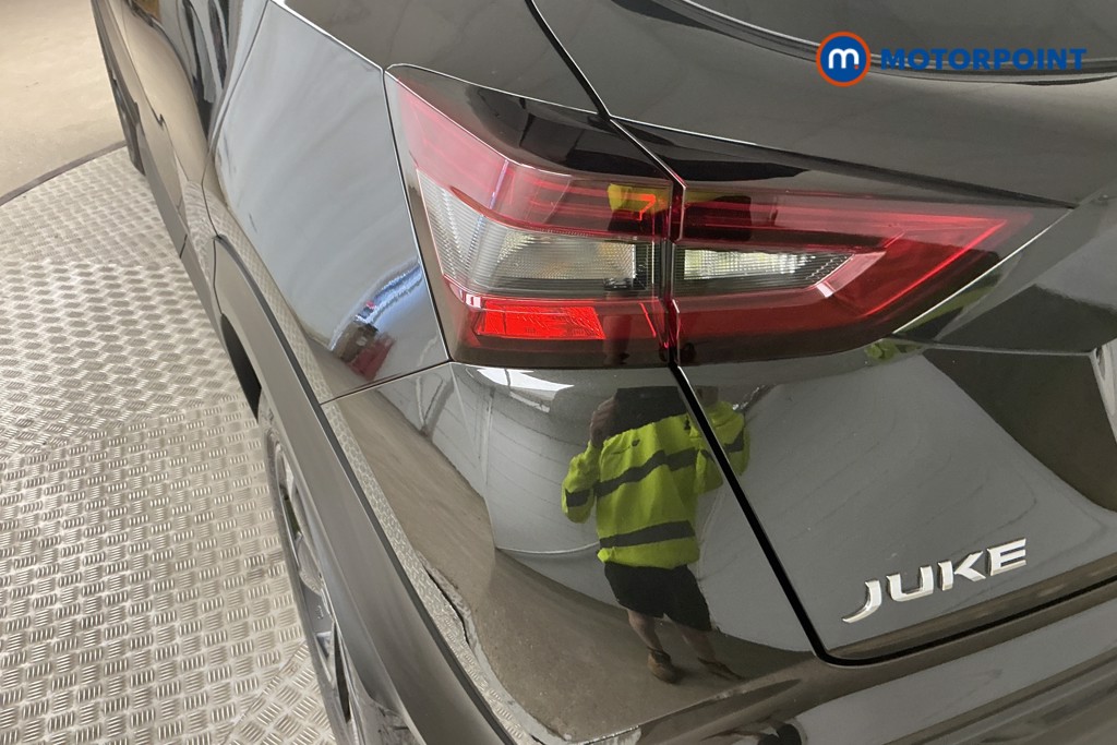 Nissan Juke N-Connecta Automatic Petrol SUV - Stock Number (1564961) - 29th supplementary image