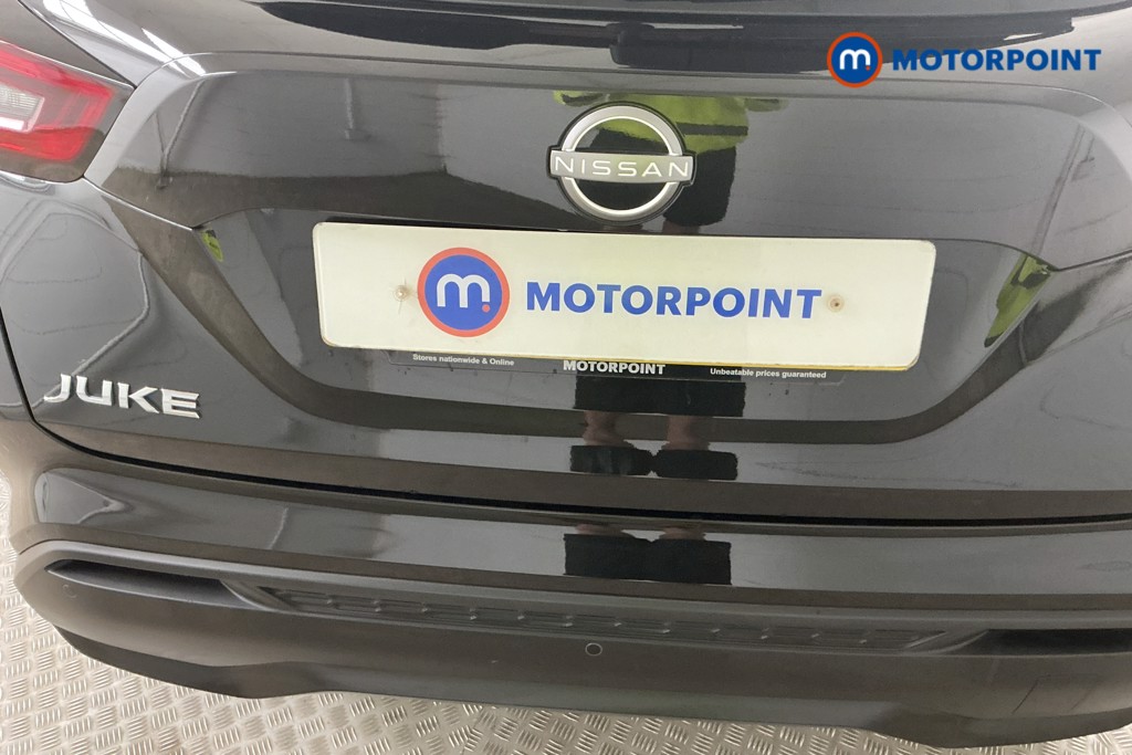 Nissan Juke N-Connecta Automatic Petrol SUV - Stock Number (1564961) - 31st supplementary image