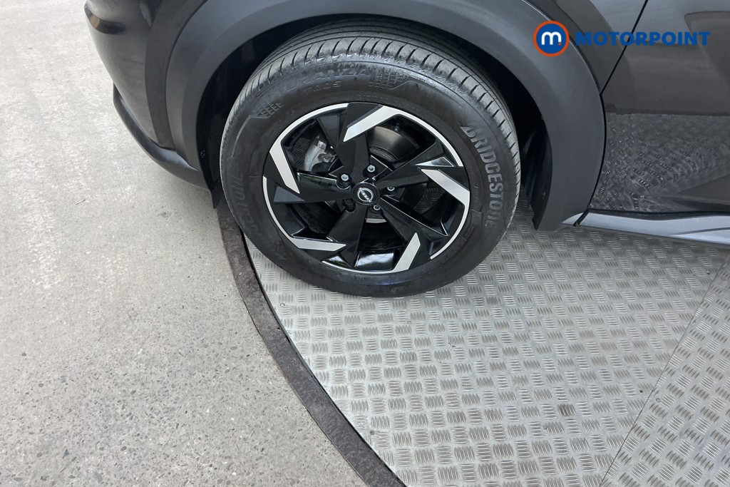 Nissan Juke N-Connecta Automatic Petrol SUV - Stock Number (1564961) - 34th supplementary image