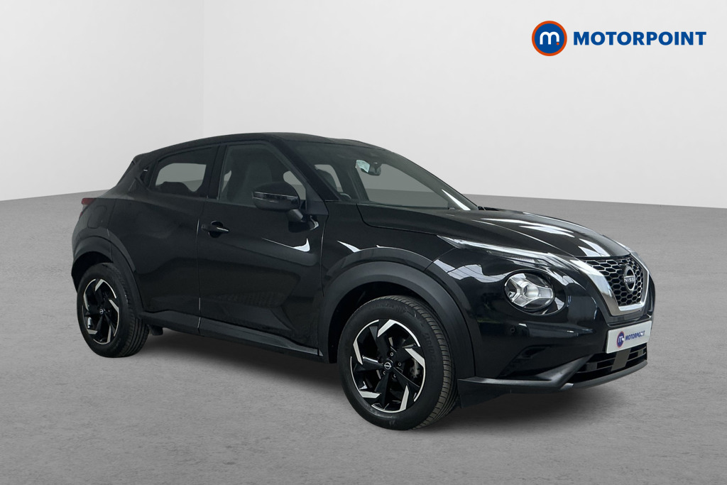 Nissan Juke N-Connecta Automatic Petrol SUV - Stock Number (1564961) - Drivers side front corner
