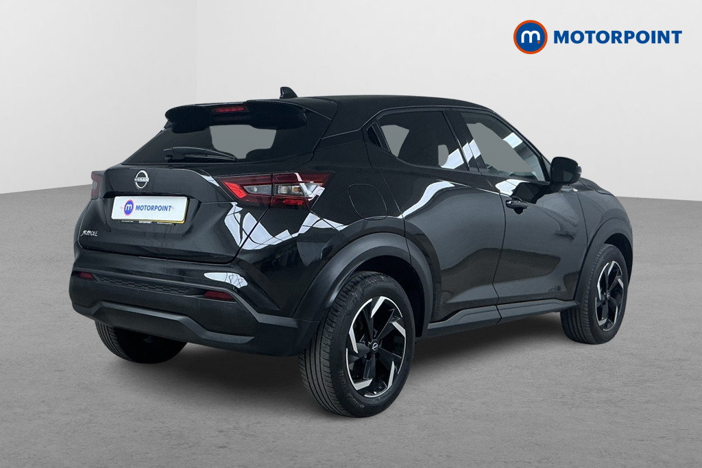 Nissan Juke N-Connecta Automatic Petrol SUV - Stock Number (1564961) - Drivers side rear corner