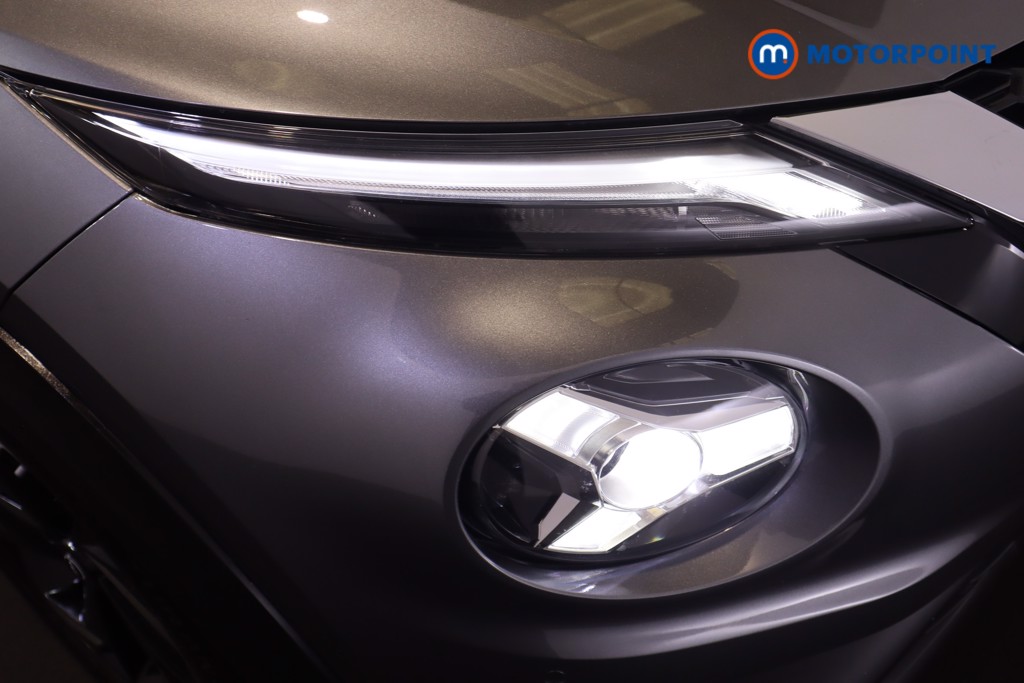 Nissan Juke N-Connecta Automatic Petrol SUV - Stock Number (1564969) - 34th supplementary image