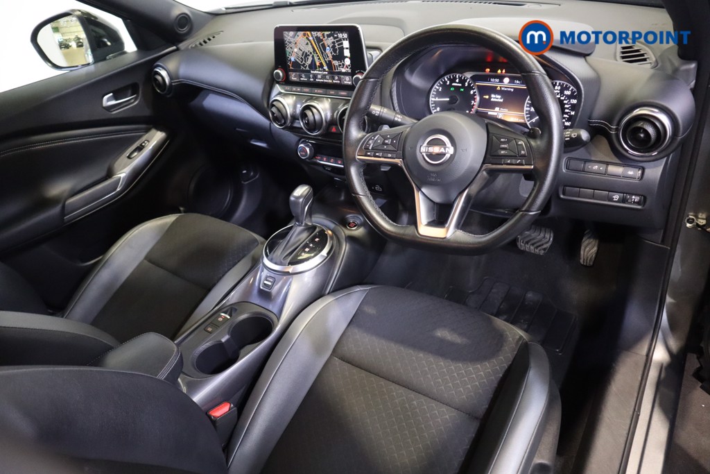 Nissan Juke N-Connecta Automatic Petrol SUV - Stock Number (1564969) - 1st supplementary image