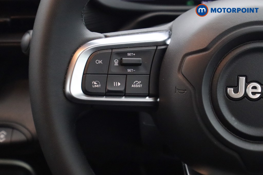 Jeep Avenger Altitude Manual Petrol SUV - Stock Number (1565151) - 4th supplementary image