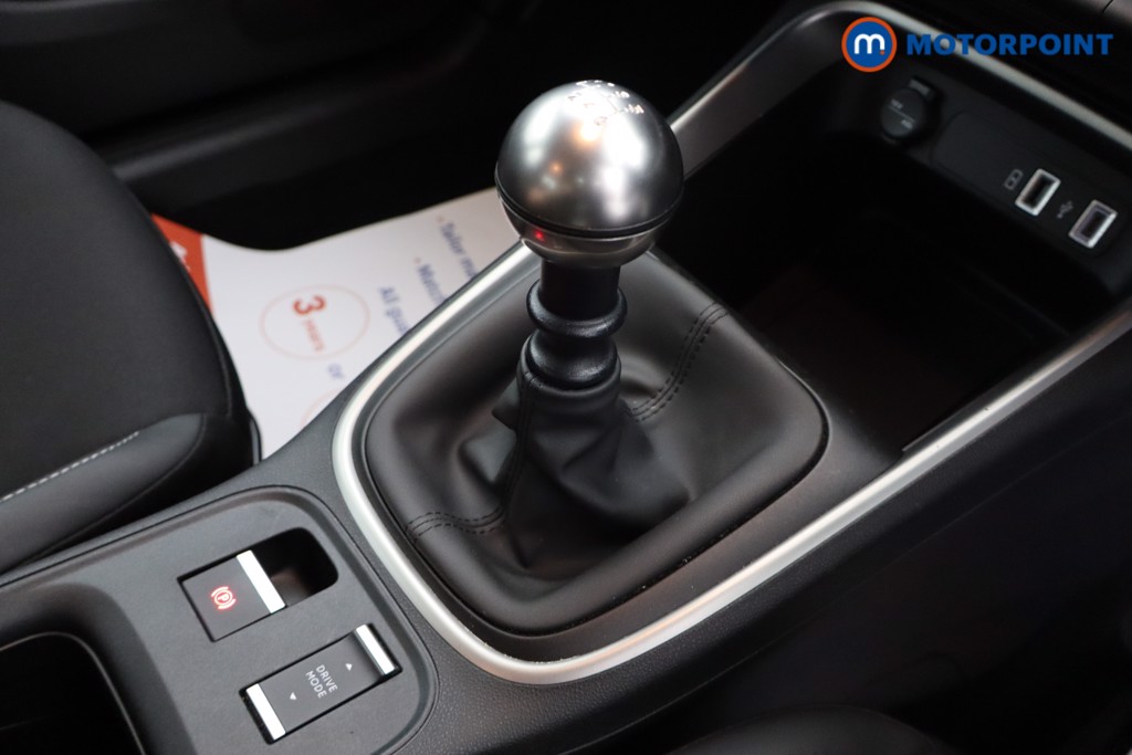 Jeep Avenger Altitude Manual Petrol SUV - Stock Number (1565151) - 10th supplementary image