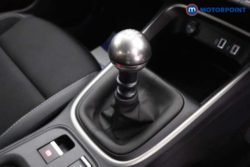 Jeep Avenger Altitude Manual Petrol SUV - Stock Number (1565159) - 10th supplementary image