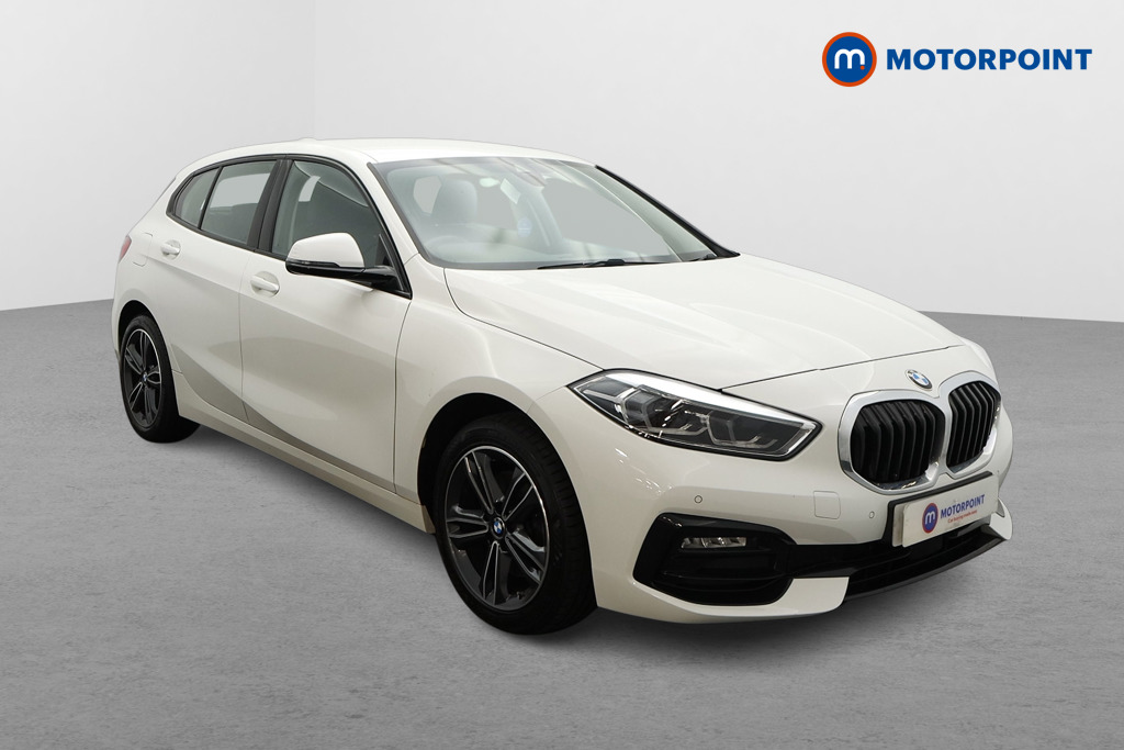 BMW 1 Series Sport Manual Petrol Hatchback - Stock Number (1565522) - Drivers side front corner