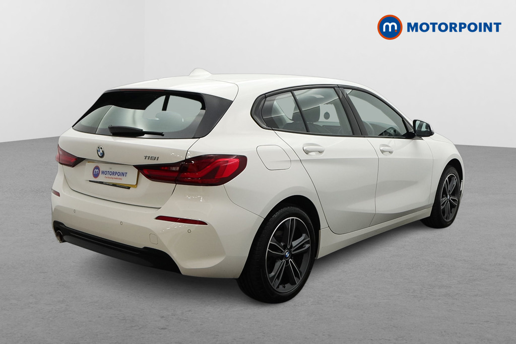 BMW 1 Series Sport Manual Petrol Hatchback - Stock Number (1565522) - Drivers side rear corner