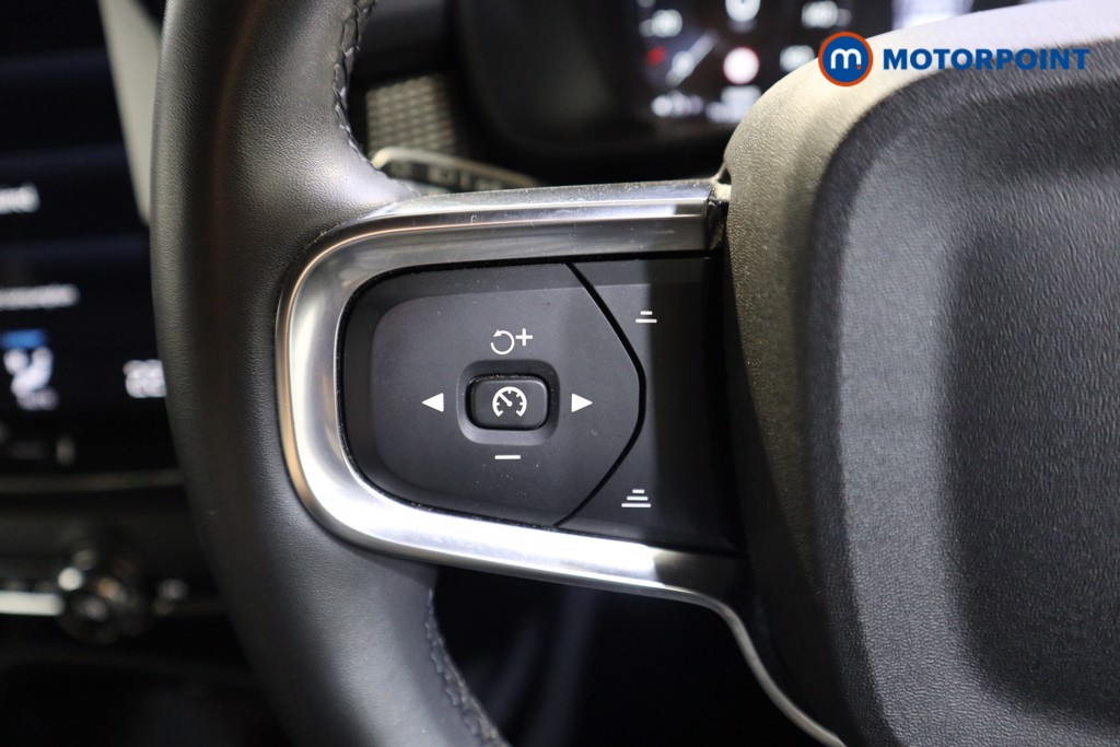 Volvo Xc40 R Design Automatic Petrol SUV - Stock Number (1565679) - 3rd supplementary image