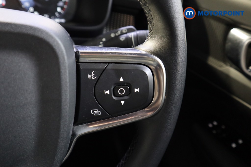 Volvo Xc40 R Design Automatic Petrol SUV - Stock Number (1565679) - 4th supplementary image