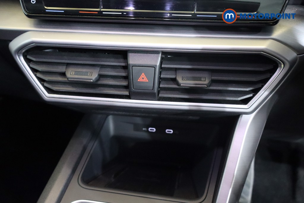 Seat Leon FR Automatic Petrol Hatchback - Stock Number (1565757) - 11th supplementary image
