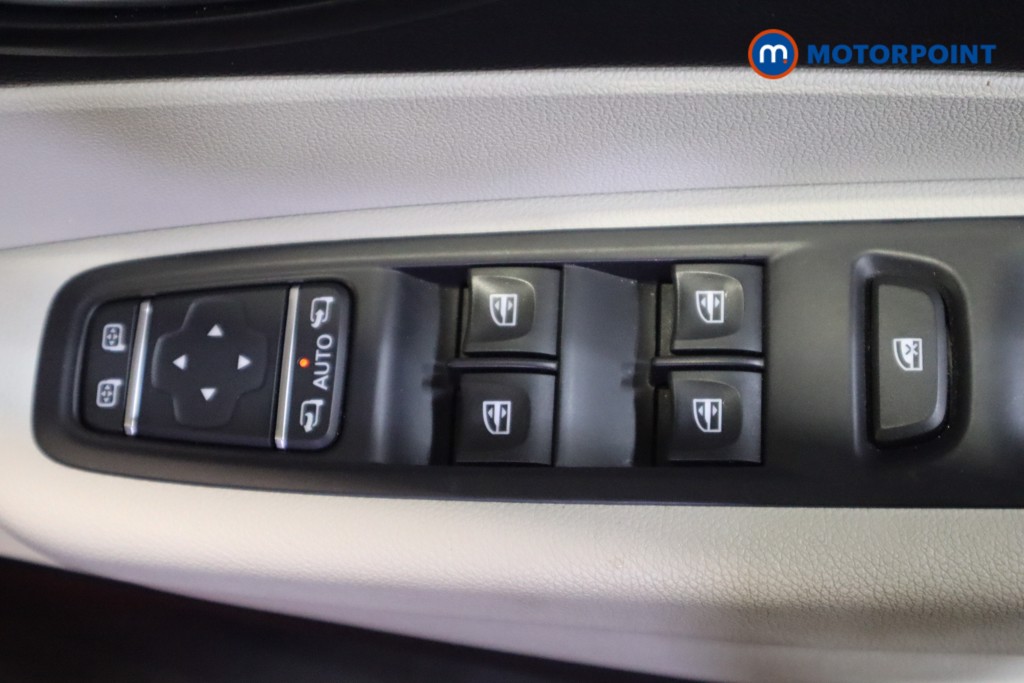 Renault Captur Gt Line Manual Petrol SUV - Stock Number (1565870) - 15th supplementary image