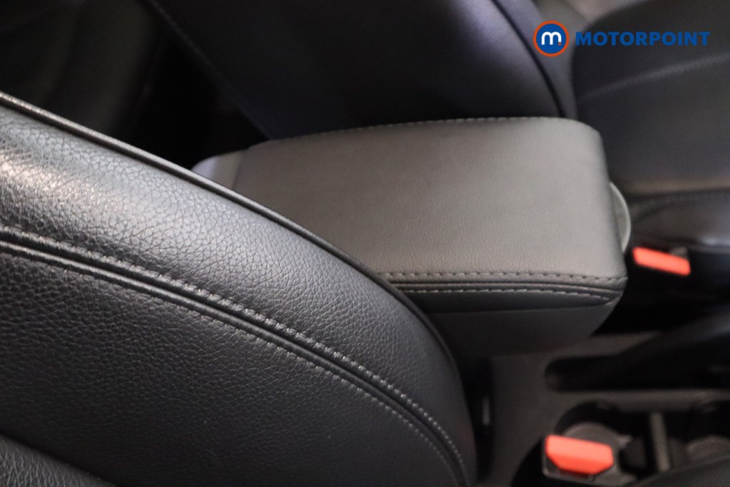 Renault Captur Gt Line Manual Petrol SUV - Stock Number (1565870) - 26th supplementary image