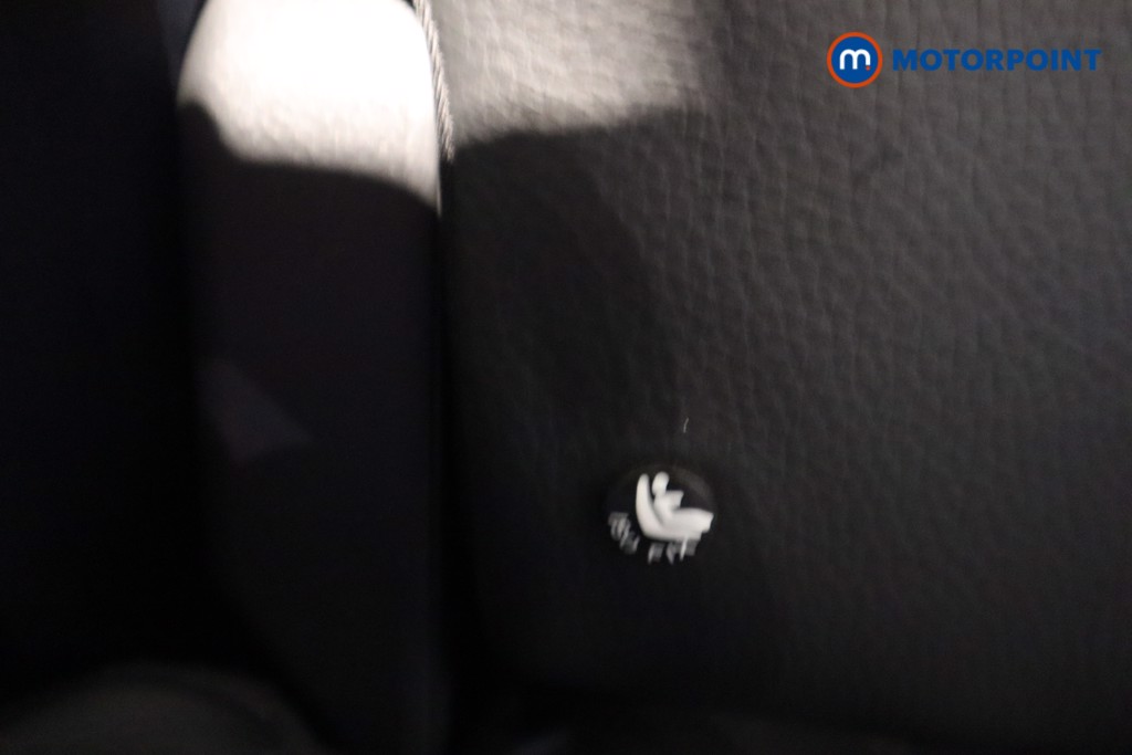 Renault Captur Gt Line Manual Petrol SUV - Stock Number (1565870) - 27th supplementary image